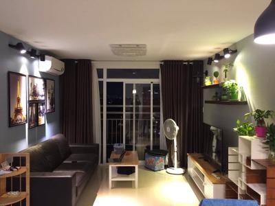 Phòng khách căn hộ Happy City Căn hộ Happy City đầy đủ nội thất view thành phố thoáng mát.