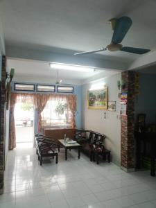 Căn hộ chung cư Ngô Tất Tố, Bình Thạnh Căn hộ chung cư Ngô Tất Tố tầng thấp, hướng Bắc, đầy đủ nội thất.