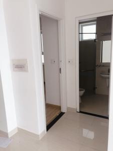 Phòng ngủ Moonlight Park View Căn hộ Moonlight Park View tầng trung, view thành phố lung linh về đêm