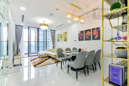 8932d4815b82bddce493 Cho thuê căn hộ Vinhomes Central Park 2PN, tháp Landmark 81, đầy đủ nội thất, hướng Đông Nam, view hồ bơi