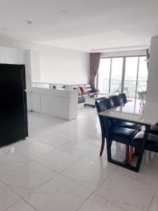 Phòng khách An Gia Skyline Căn hộ tầng cao An Gia Skyline view thành phố, đầy đủ nội thất