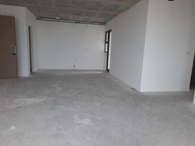 Bán căn hộ tầng cao Riviera Point có view thành phố thoáng mát, bàn giao ngay.