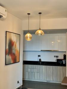 Phòng bếp Feliz En Vista Căn hộ Feliz En Vista đầy đủ nội thất, tầng cao.