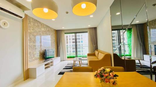 Phòng khách căn hộ Bán căn hộ The Gold View thuộc tầng trung, diện tích 81m2 