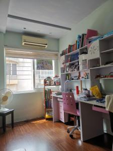 Không gian chung cư Bưu Điện Quận 10 Căn hộ chung cư Bưu điện trung tâm quận 10, ban công cây xanh.