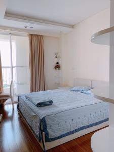 Phòng ngủ căn hộ THẢO ĐIỀN PEARL Cho thuê căn hộ Thảo Điền Pearl thuộc tháp 1 tầng thấp, diện tích 98m2 - 2 phòng ngủ, đầy đủ nội thất