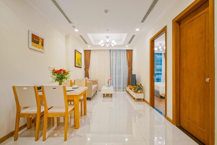 Phòng khách officetel Vinhomes Central Park Bán officetel Vinhomes Central Park 1PN, diện tích 53m2, đầy đủ nội thất, view Landmark 81