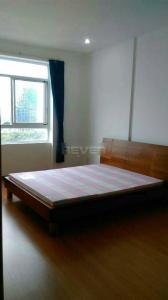 Phòng ngủ căn hộ Ngọc Lan Apartment Căn hộ Ngọc Lan Apartment bàn giao đầy đủ nội thất, view tầng cao.