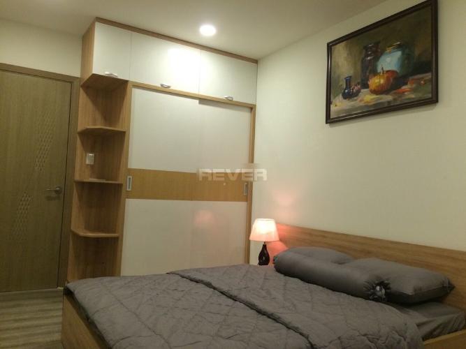 Phòng ngủ căn hộ Riva Park Căn hộ Riva Park tầng trung đầy đủ nội thất, màu sắc trung tính.