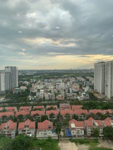 View từ căn hộ Saigon South Residence Cho thuê căn hộ tầng cao Saigon South Residence nội thất đầy đủ.