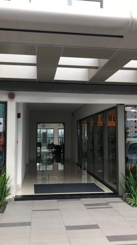 Shop house tầng 2 Wilton Tower Shophouse Wilton Tower, quận Bình Thạnh - view hồ bơi