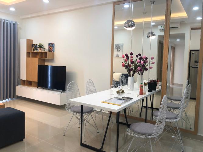 Phòng khách The Sun Avenue Quận 2 Căn hộ The Sun Avenue tầng cao, nội thất đầy đủ.