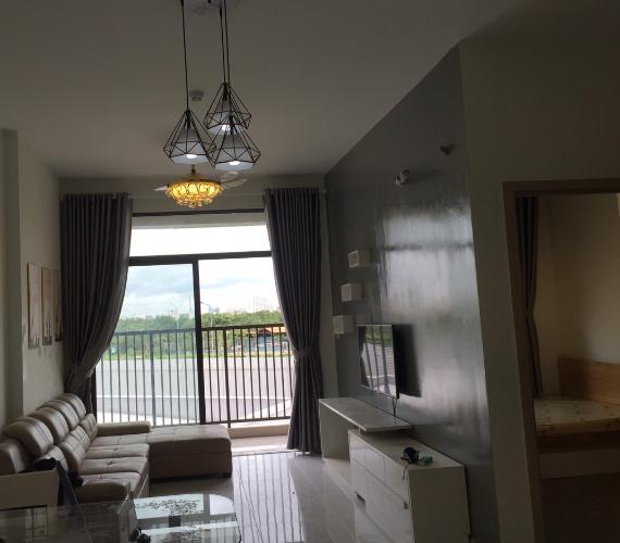 Phòng khách Jamila Khang Điền, Quận 9 Căn hộ Jamila Khang Điền tầng thấp, ban công hướng Tây Bắc.