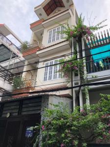Bán nhà phố 2 tầng đường Nguyễn Văn Thương, phường 25, quận Bình Thạnh, diện tích đất 48.8m2, diện tích sử dụng 75.9m2