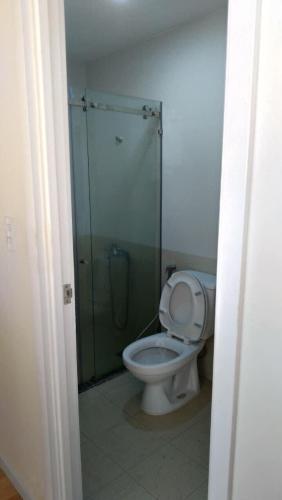 Phòng tắm City Gate, Quận 8 Căn hộ tầng trung City Gate view nội khu, không nội thất.