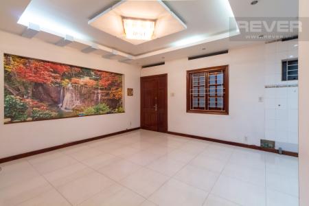 Phòng khách CHUNG CƯ KHÁNH HỘI 1 Cho thuê căn hộ 2 phòng ngủ tại chung cư Khánh Hội 1, diện tích 72m2, không nội thất, hướng ban công Đông Nam