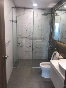 Phòng tắm , Căn hộ Sunwah Pearl , Quận Bình Thạnh Căn hộ Sunwah Pearl tầng 9 cửa hướng Đông Bắc, view sông cực thoáng.