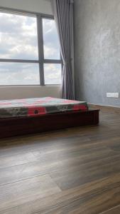 Phòng ngủ Palm Heights Quận 2 Căn hộ Palm Heights tầng cao, hướng Đông, view thành phố sầm uất.