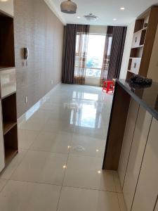 Phòng khách Summer Square, Quận 6 Căn hộ Summer Square tầng trung, nội thất cơ bản, 3 phòng ngủ.