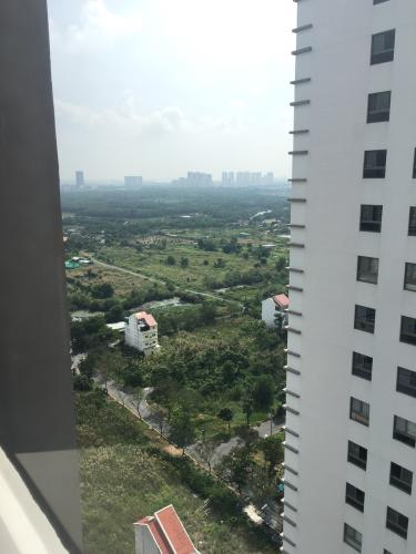 View Saigon South Residence Căn hộ Saigon South Residence tầng cao, ban công hướng Nam.