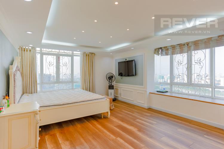 Phòng Ngủ 1 Duplex Phú Hoàng Anh 3 phòng ngủ view hồ bơi