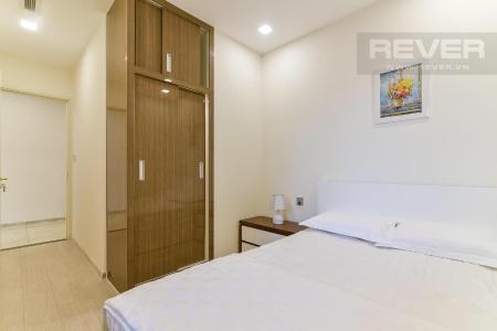 Phòng ngủ căn hộ Vinhomes Golden River Bán hoặc cho thuê officetel Vinhomes Golden River 2PN, diện tích 68m2, đầy đủ nội thất, hướng ban công Tây Nam