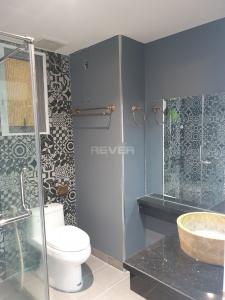 Phòng tắm căn hộ Happy Valley, Quận 7 Căn hộ Happy Valley hướng Nam, bàn giao đầy đủ nội thất sang trọng.