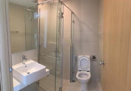 nhà vệ sinh căn hộ An Gia Skyline Căn hộ An Gia Skyline nội thất cơ bản, view thành phố.