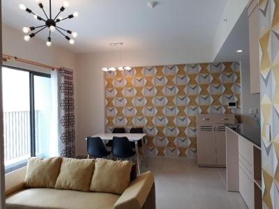 Bán hoặc cho thuê căn hộ Masteri Thảo Điền 2PN, tầng cao, đầy đủ nội thất, view hồ bơi và Xa lộ Hà Nội