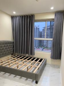 phòng ngủ 1 căn hộ Sunrise Riverside Bán căn hộ Sunrise Riverside 3 phòng ngủ, tầng cao, cửa hướng Đông, nội thất cơ bản.