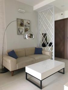 Phòng khách căn hộ LEXINGTON RESIDENCE Bán căn hộ Lexington Residence 1PN, tầng 9, đầy đủ nội thất, ban công Đông Nam