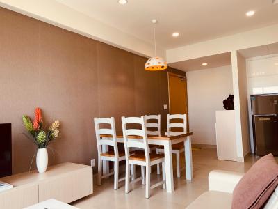 Bàn ăn Masteri Thảo Điền Quận 2 Căn hộ Masteri Thảo Điền tầng cao, ban công hướng Bắc.