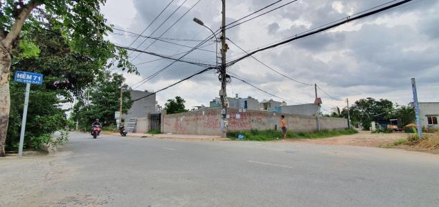 Bán đất nền đường Võ Văn Hát, diện tích đất 819.9m2, chiều ngang 7.34m, chiều dài 111.7m, sổ hồng đầy đủ, sang tên nhanh chóng