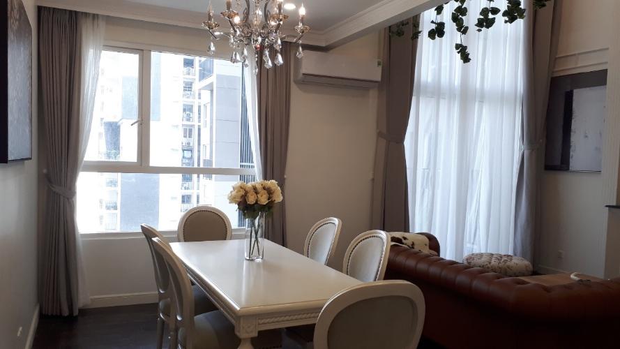 Phòng khách căn hộ Vista Verde Bán căn hộ Vista Verde thuộc tháp Orchird, diện tích 140m2, gồm 4 phòng ngủ, đầy đủ nội thất cao cấp 