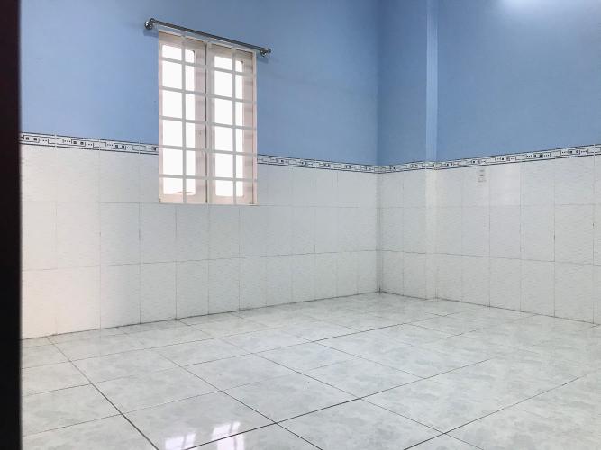 Bên trong nhà phố Tân Hòa Đông, Bình Tân Nhà phố hướng Nam hẻm xe hơi 6m, diện tích sử dụng 178.3m2.