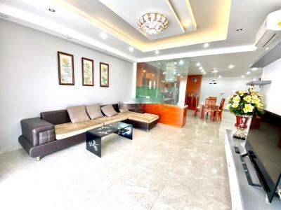 Căn hộ Sunrise City, Quận 7 Căn hộ tầng cao Sunrise City đầy đủ nội thất, view hồ bơi.