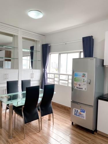 Bàn ăn chung cư Hưng Vượng 2 Bán căn hộ chung cư Hưng Vượng 2, vị trí thuận lợi, nằm sát khu đô thị Phú Mỹ Hưng.