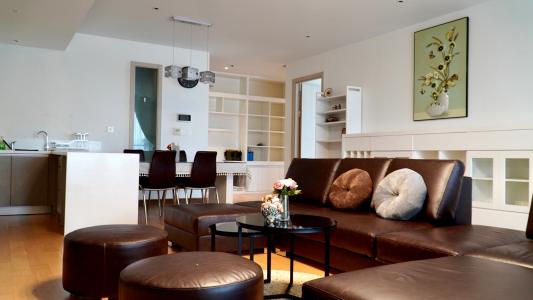 PHÒNG KHÁCH ĐẢO KIM CƯƠNG Căn hộ tầng 09 Diamond Island view nội khu thoáng mát