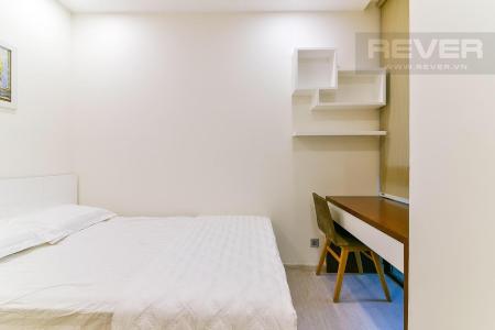 Phòng ngủ căn hộ Vinhomes Golden River Bán hoặc cho thuê officetel Vinhomes Golden River 2PN, diện tích 68m2, đầy đủ nội thất, hướng ban công Tây Nam