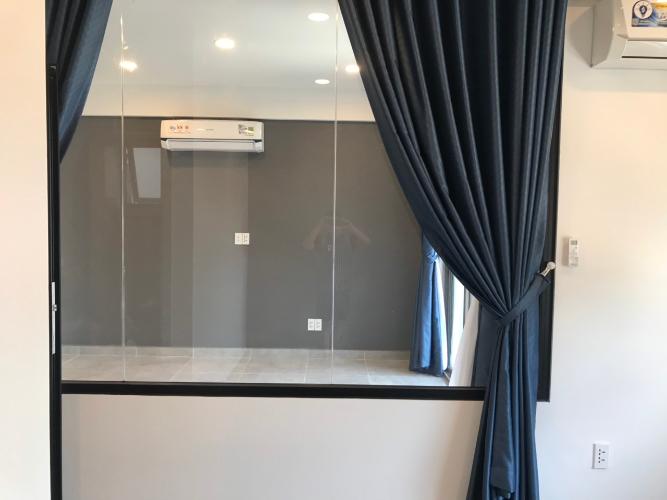 Phòng bếp căn hộ Saigon South Residence Cho thuê căn hộ view thành phố Saigon South Residence tầng thấp, diện tích 74m2, nội thất cơ bản.