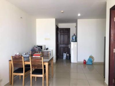 Phòng khách The Harmona, Tân Bình Căn hộ The Harmona tầng cao, ban công hướng Đông Nam view Bitexco.