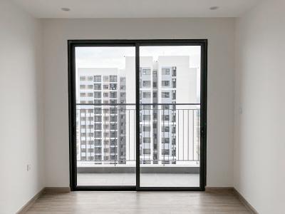 Phòng khách Vinhomes Grand Park Căn hộ Vinhomes Grand Park tầng 23 view nội khu, chưa có nội thất.