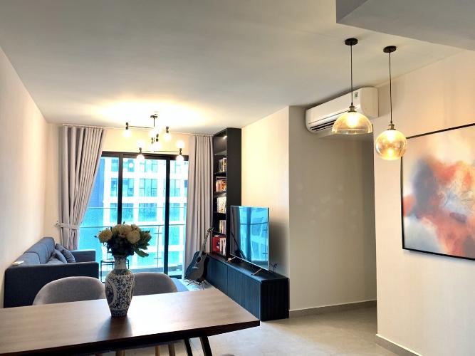 Phòng ăn Feliz En Vista Căn hộ Feliz En Vista tầng cao, view nội khu hồ bơi.