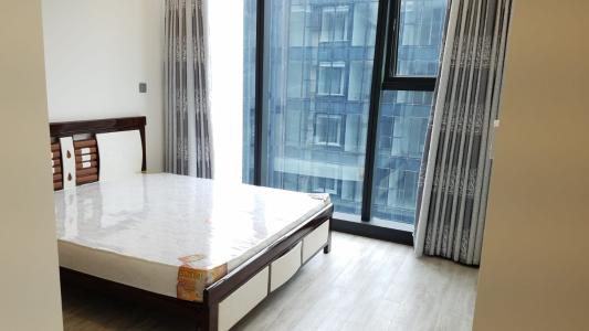 Phòng ngủ căn hộ Vinhomes Golden River Cho thuê căn hộ Vinhomes Golden River 2PN, diện tích 70m2, đầy đủ nội thất, view sông Sài Gòn