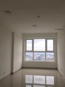 Phòng khách Saigon Gateway, Quận 9 Căn hộ Saigon Gateway view thành phố, nội thất cơ bản.