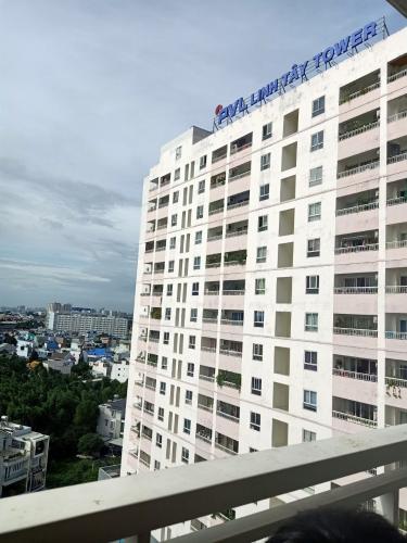 Căn hộ Linh Tây Tower, Thủ Đức Căn hộ Căn hộ Linh Tây Tower tầng 12 nội thất đầy đủ hiện đại
