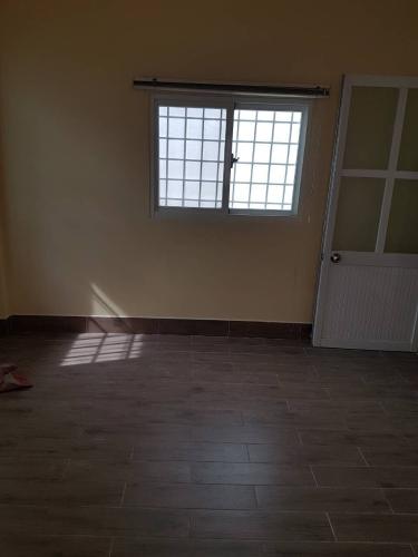 Phòng ngủ nhà phố Huỳnh Tấn Phát, Quận 7 Nhà phố quận 7 hẻm xe hơi, khu dân cư an ninh đông đúc, rộng 80m2.