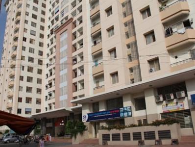 Chung cư Ngô Gia Tự, Quận 10 Căn hộ chung cư Ngô Gia Tự tầng trung, ban công hướng Đông Nam.