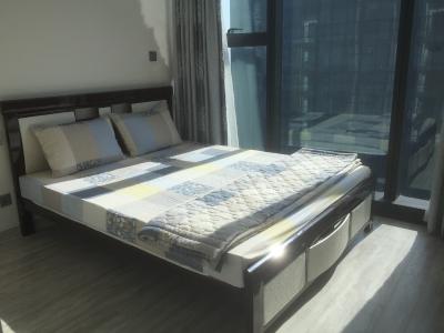Phòng ngủ căn hộ Vinhomes Golden River Cho thuê căn hộ Vinhomes Golden River 2PN, diện tích 70m2, đầy đủ nội thất, view sông Sài Gòn