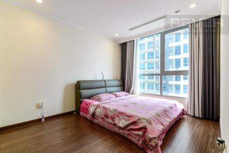 b0d5107ecadf2d8174ce Bán căn hộ Vinhomes Central Park 2PN, tầng cao, diện tích 79m2, đầy đủ nội thất, view thành phố